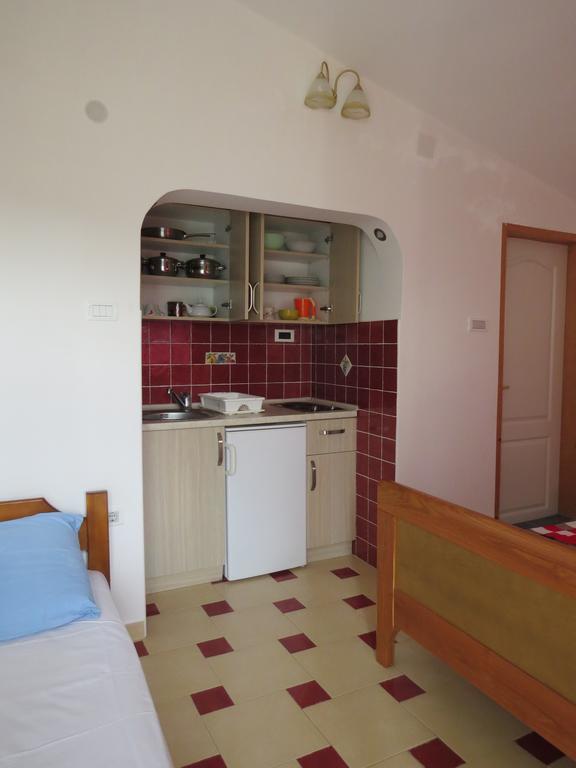 Apartments Volaric Sutomore Extérieur photo