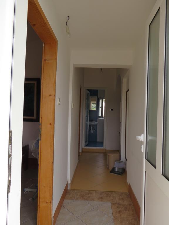 Apartments Volaric Sutomore Extérieur photo