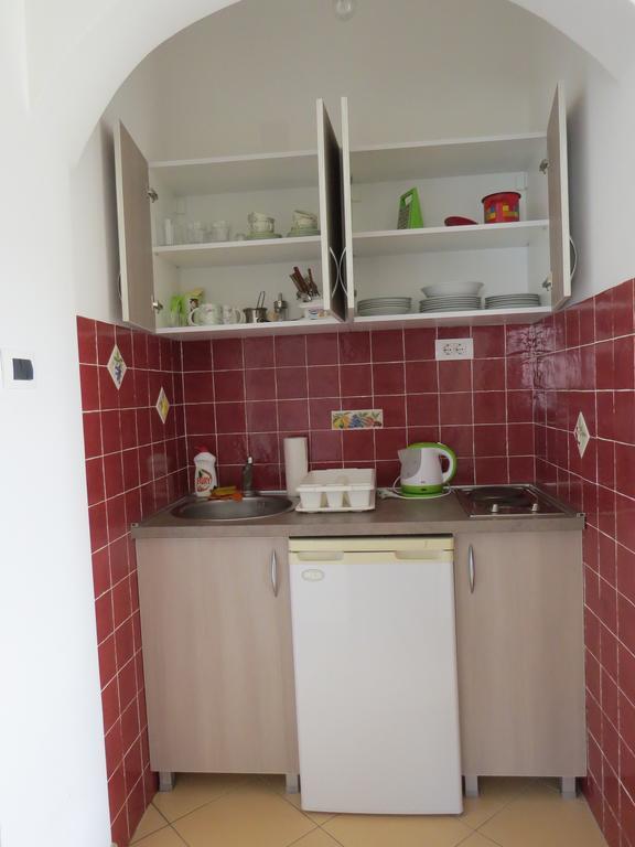 Apartments Volaric Sutomore Extérieur photo